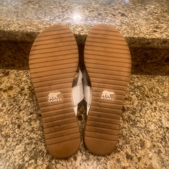 SOREL Womens Ella White Thong T-Strap Sandals Size 10 Faux Snake Skin - Picture 5 of 5